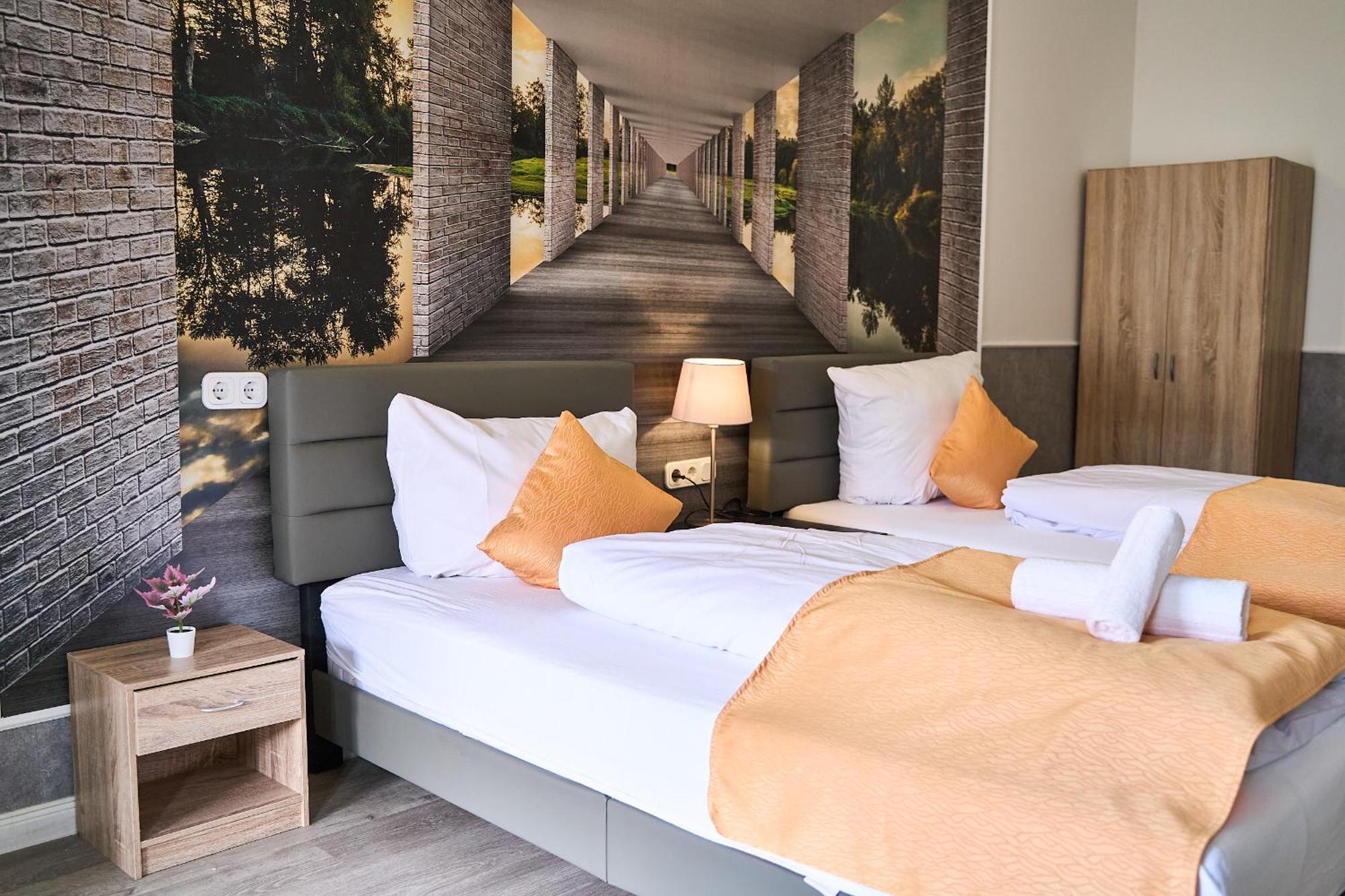 פינברג Hotel Maximo מראה חיצוני תמונה