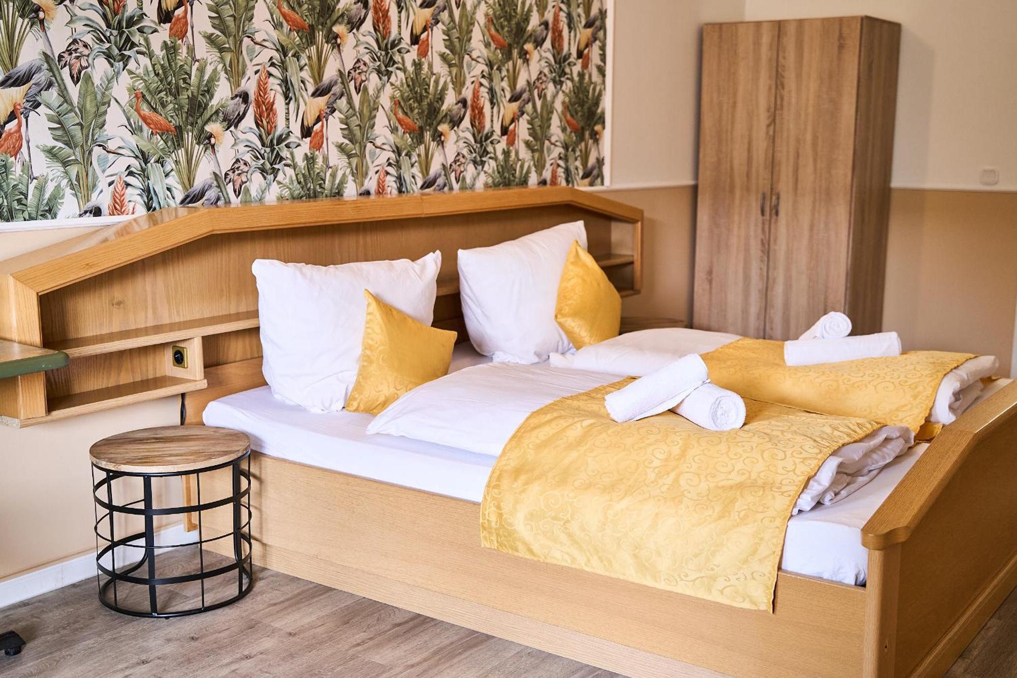 פינברג Hotel Maximo מראה חיצוני תמונה