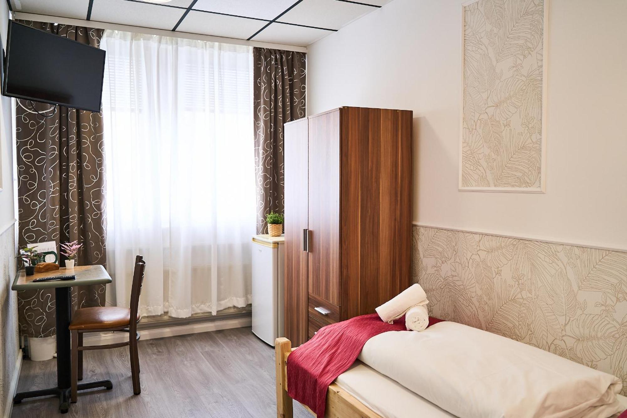 פינברג Hotel Maximo מראה חיצוני תמונה
