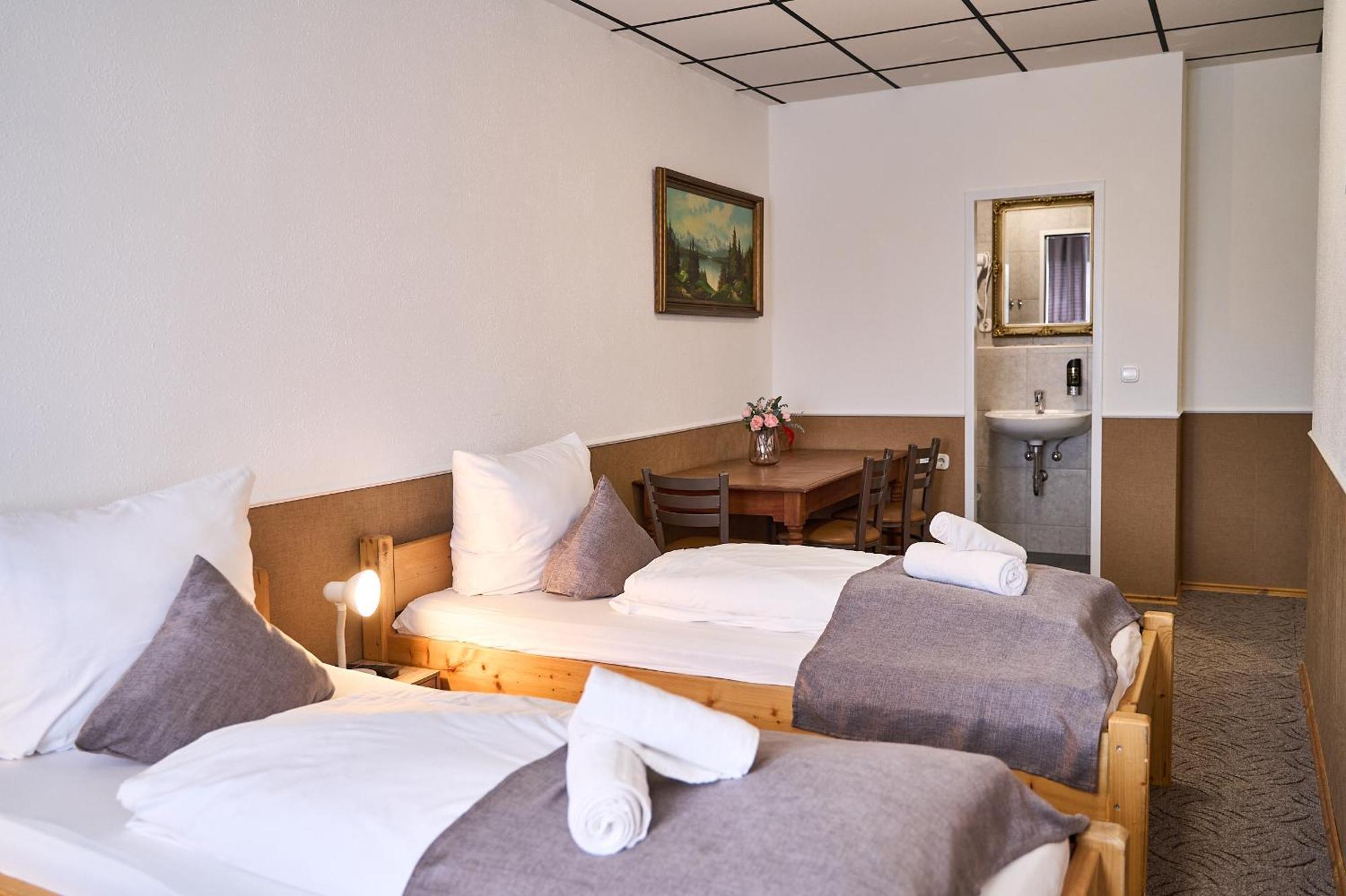 פינברג Hotel Maximo מראה חיצוני תמונה
