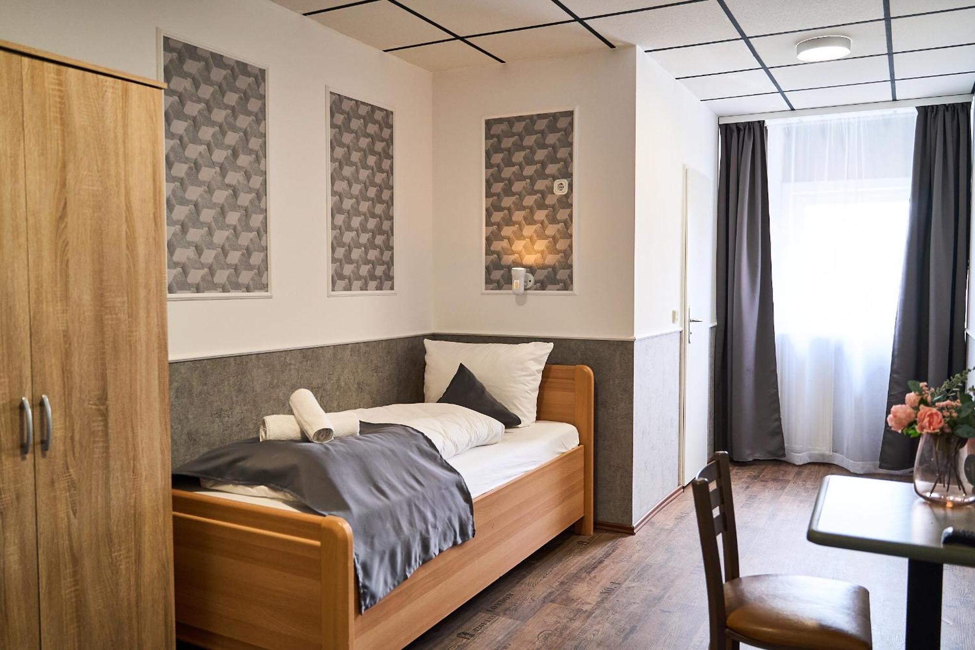 פינברג Hotel Maximo מראה חיצוני תמונה