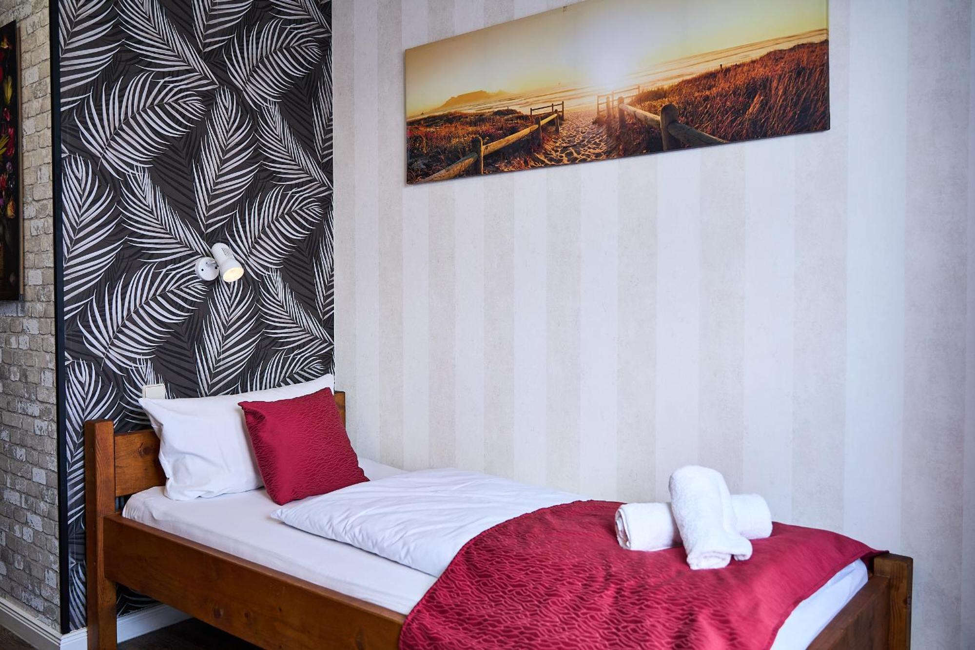 פינברג Hotel Maximo מראה חיצוני תמונה