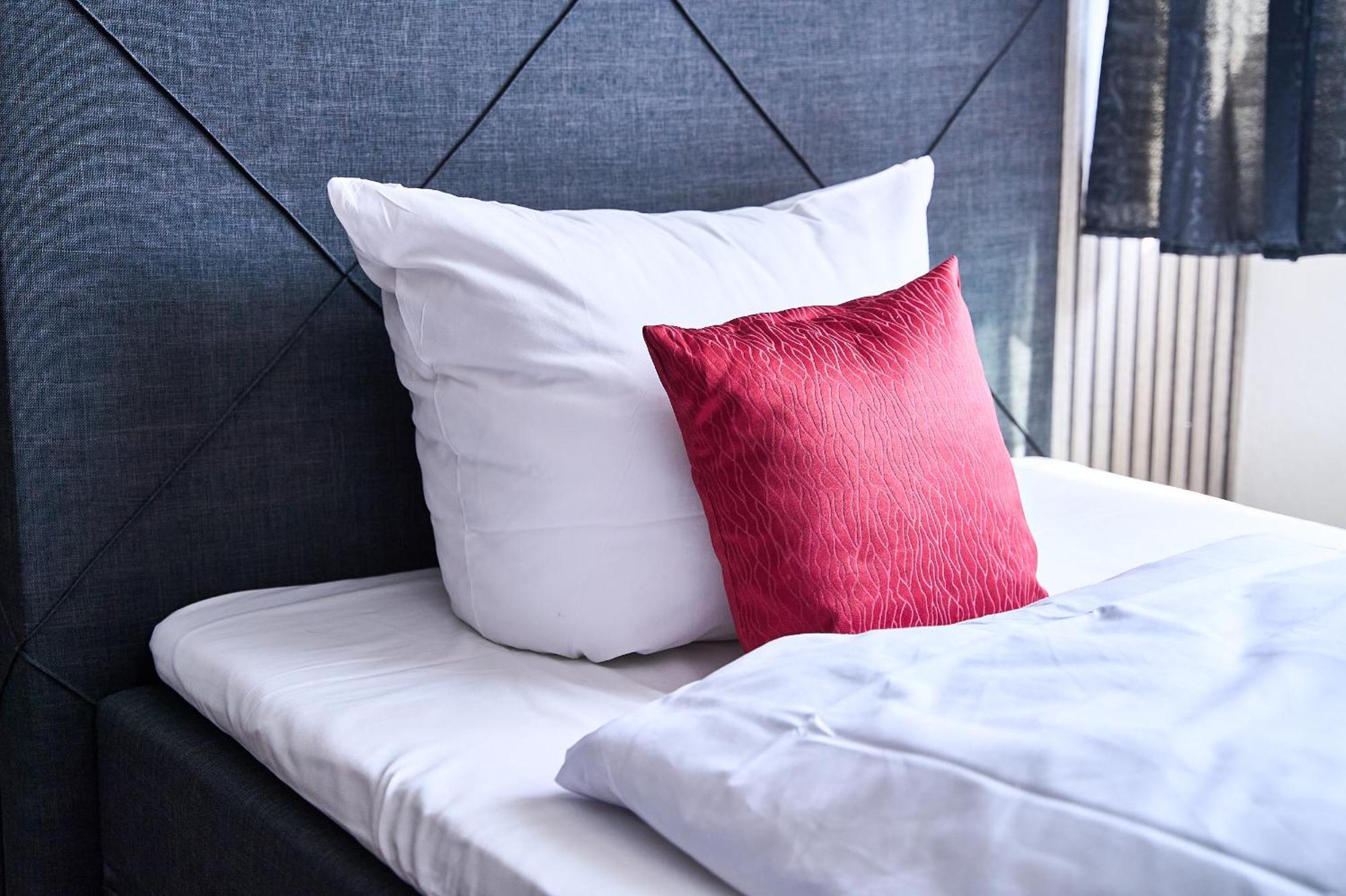 פינברג Hotel Maximo מראה חיצוני תמונה