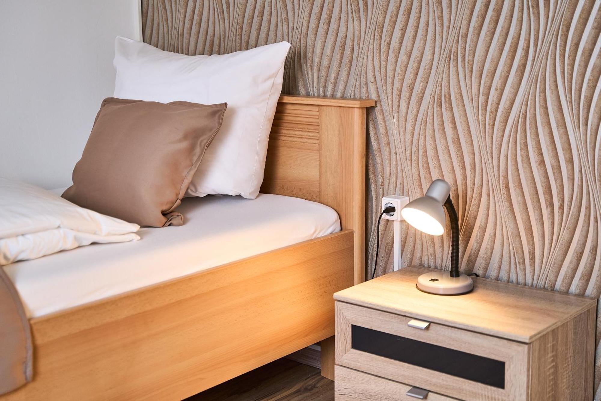 פינברג Hotel Maximo מראה חיצוני תמונה