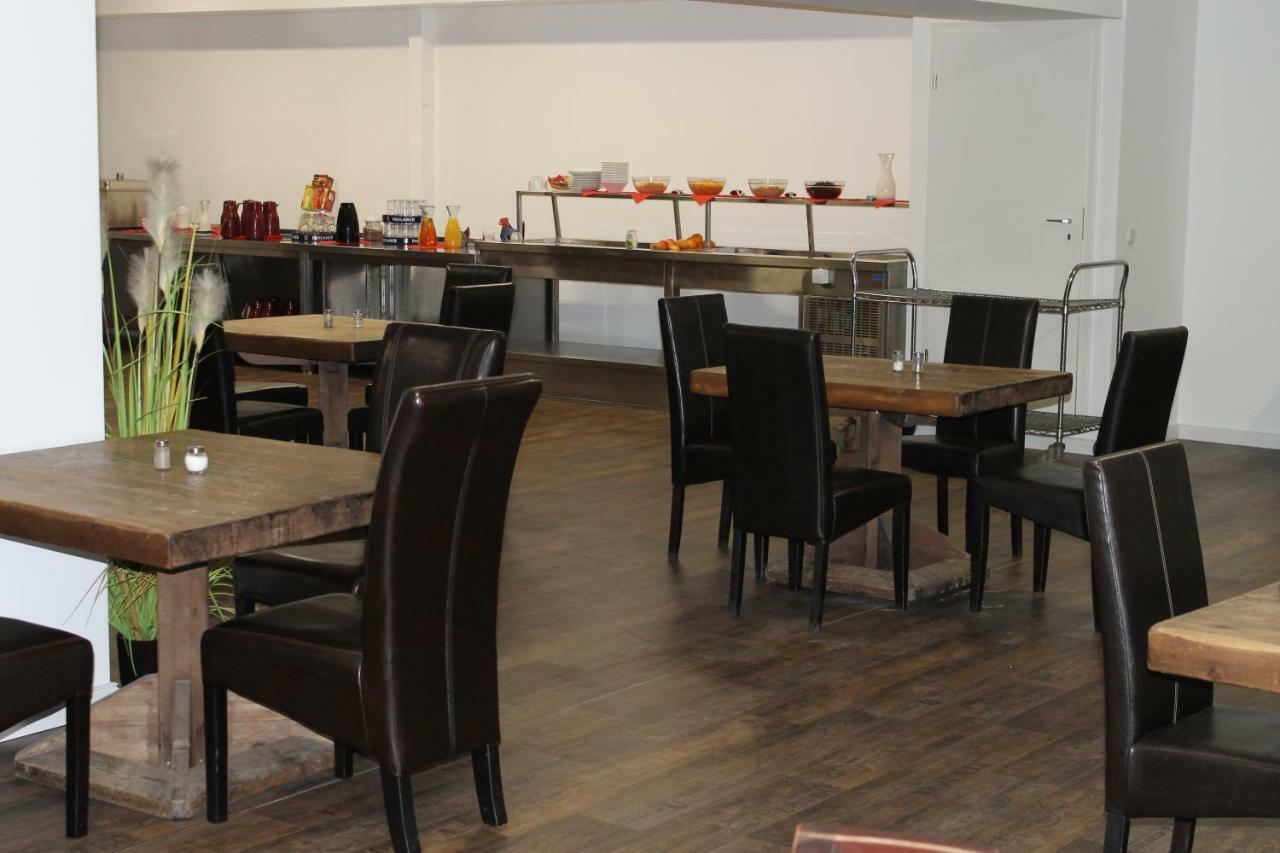פינברג Hotel Maximo מראה חיצוני תמונה
