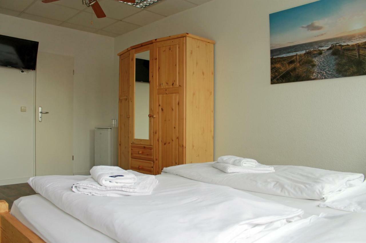 פינברג Hotel Maximo מראה חיצוני תמונה