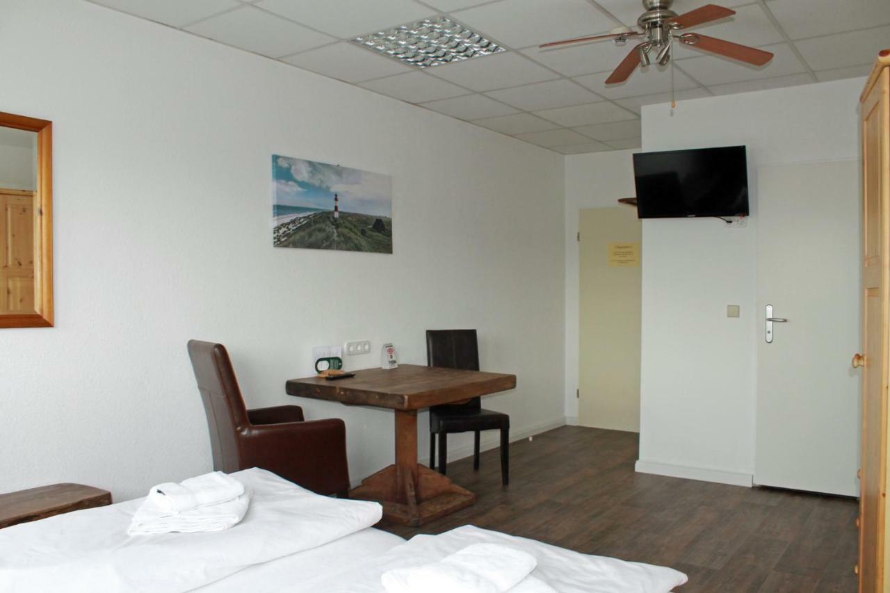 פינברג Hotel Maximo מראה חיצוני תמונה