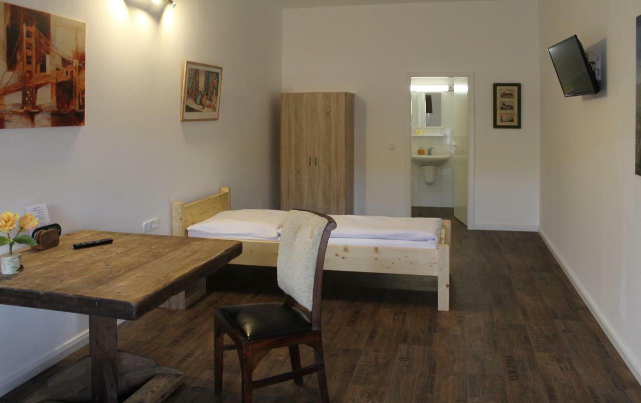 פינברג Hotel Maximo מראה חיצוני תמונה